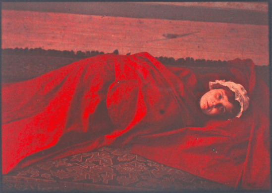 Possibly english autochromist study in red 1910s. Via drouot