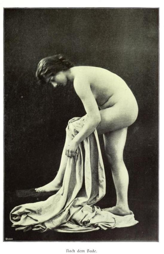 From the book Weibliche Schönheit. Kritische Betrachtungen über die Darstellung des Nackten in Malerei und Photographie3. Dr. B