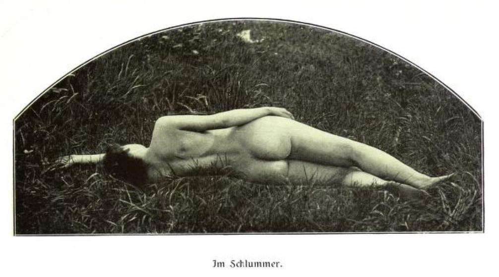 From the book Weibliche Schönheit. Kritische Betrachtungen über die Darstellung des Nackten in Malerei und Photographie4. Dr. B