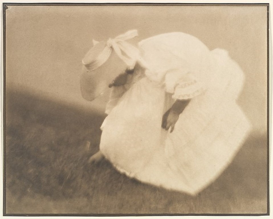 Heinrich Kühn. On the hillside before 1910. Via metmuseum (A Study in Values)