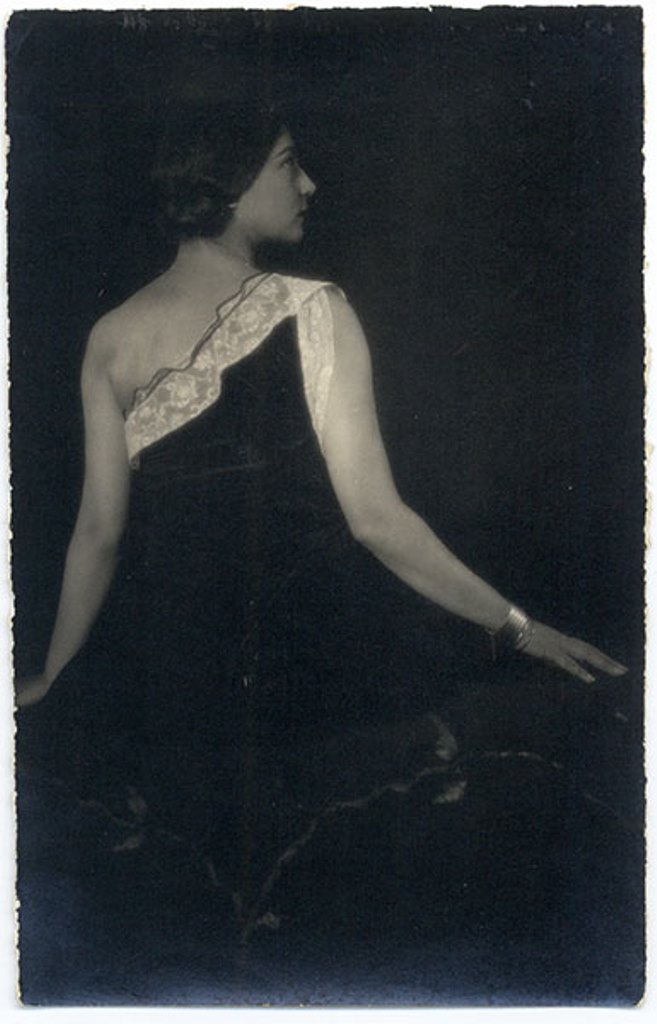Tina Modotti. Rosa Rolando(Rosa Covarrubias)1 . Via catarinaudlap