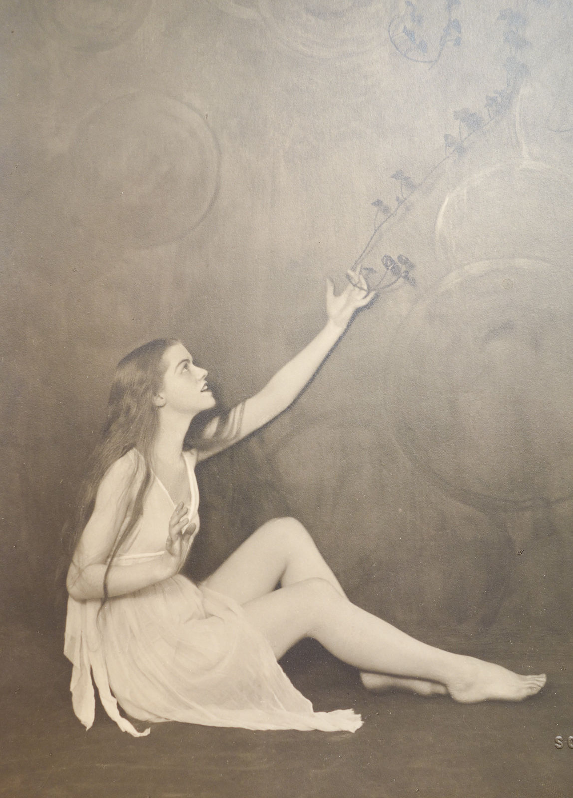 Soichi Sunami.  Seated Ethel Sager dancer before 1950. Via ebay