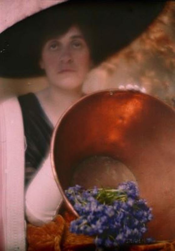 Edward Steichen. Emmy Stieglitz with copper bowl 1910. Autochrome. Via eastman museum