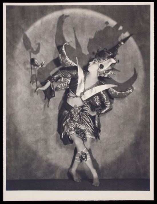 nickolas-muray-ruth-page-dance-study-1920-1932-via-eastmanmuseum