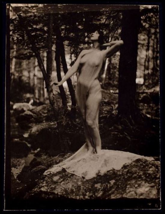 nickolas-muray-ruth-st-denis-1920-1932-via-eastmanmuseum