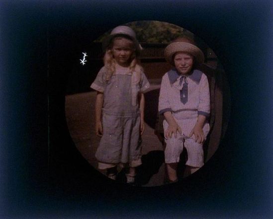 charles-c-zoller-children-1907-1932-autochrome-via-eastmanuseum