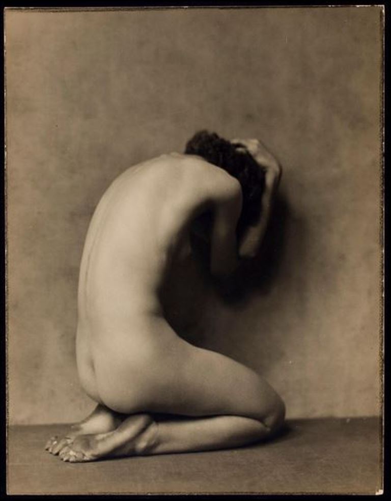 nickolas-muray-desha-1922-via-eastmanmuseum