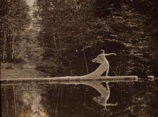 nickolas-muray-ruth-st-denis-1925-via-eastmanmuseum
