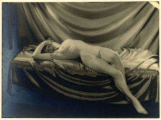 bertram-park-et-yvonne-gregory1-nu-vers-1930-via-ebay