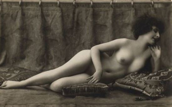 alfred-noyer-studio1-nu-1920fotomuzeum