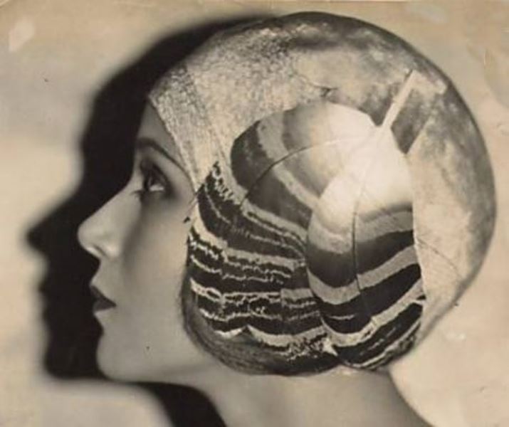 Irving Chidnoff. Portrait of the actress Dolores del Rio 1929. Via fanpix