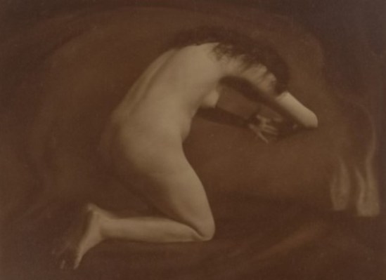 Studio Merkelbach1. Mies Rosenboom-Merkelbach 1913. Via redeenportret