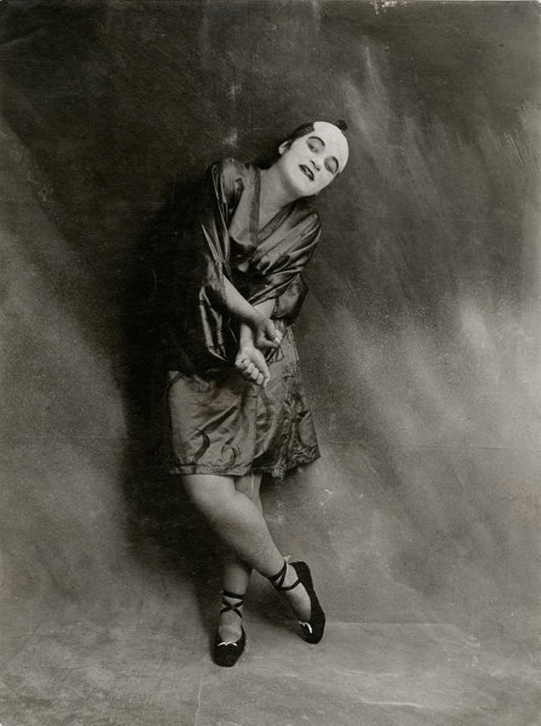 Valeska Gert. Japanische Groteske 1917. Via sisterwolf     