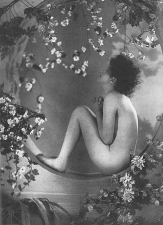 Alfred Cheney Johnston (may be). Bessie Barriscale. Via historicalzg